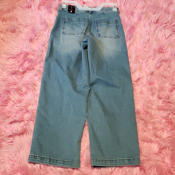 ENERGIE JUNIOR WIDE LEG CROP - Picture 4 of 9